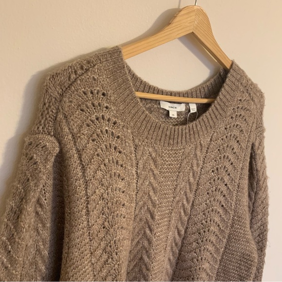 NWT Vince Cable Knit Crewneck Merino Wool Cashmere Blend Sweater, Size L - Picture 2 of 11